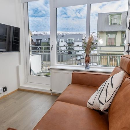 Charming Deluxe Apartment Akureyri Camera foto